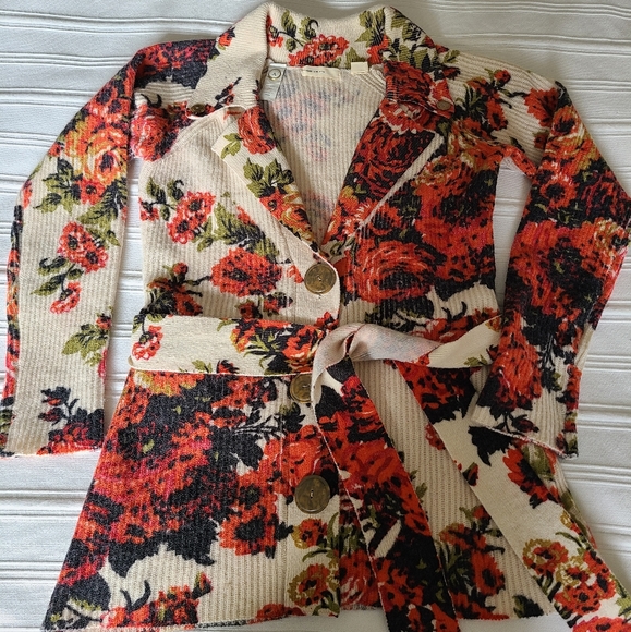 Anthropologie size M Knit blazer style sweater. Like new - Picture 6 of 6